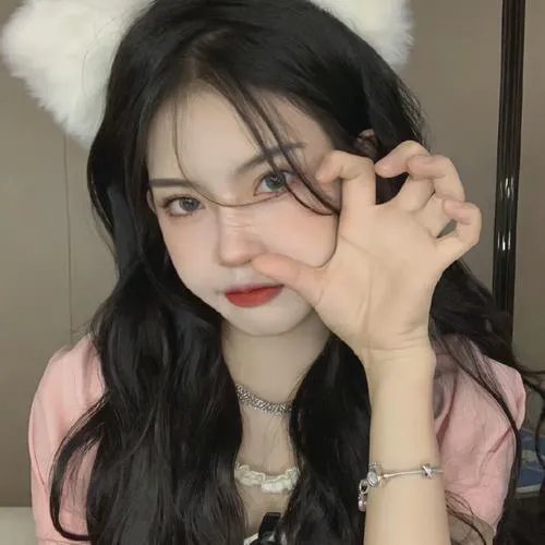 五个光头的少年